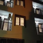 מלון Merkez