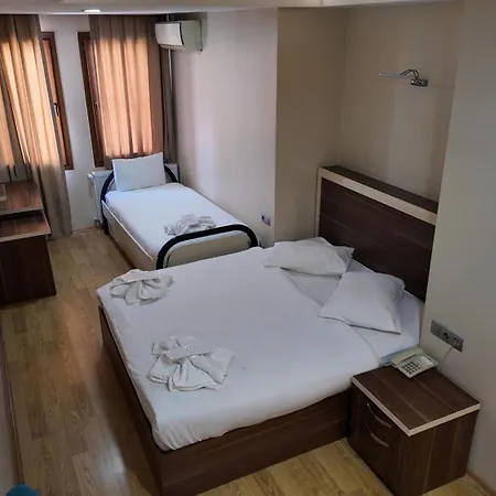 Ξενοδοχείο Merkez *