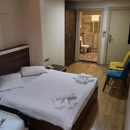 Merkez * Σμύρνη