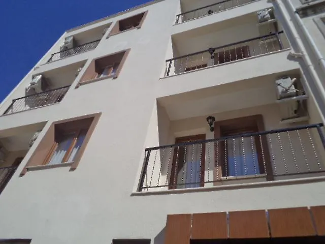 Merkez Ξενοδοχείο Σμύρνη